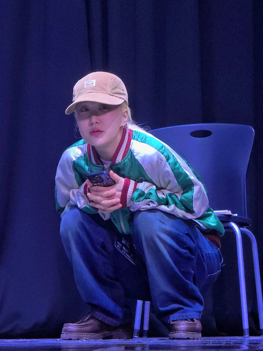 일년 전 오늘 올리려고 보니까 유사도 99% 사진이 이미 올라가 있는 거예요