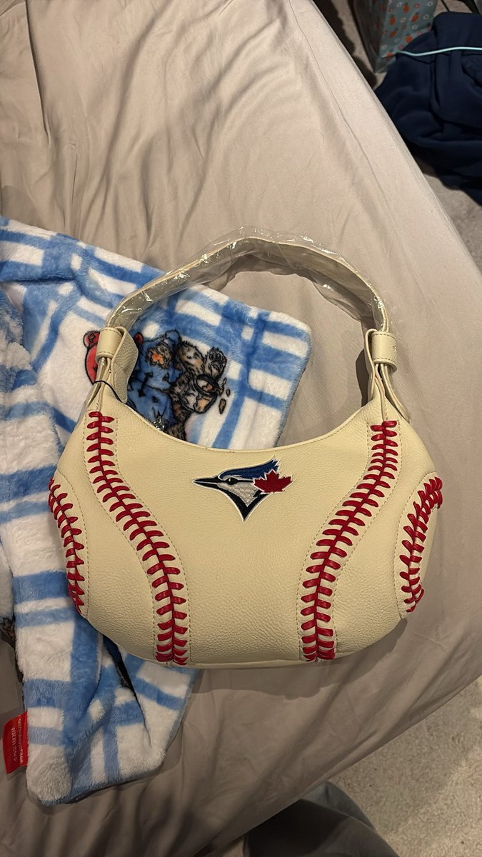 mik ⚾️ tweet media