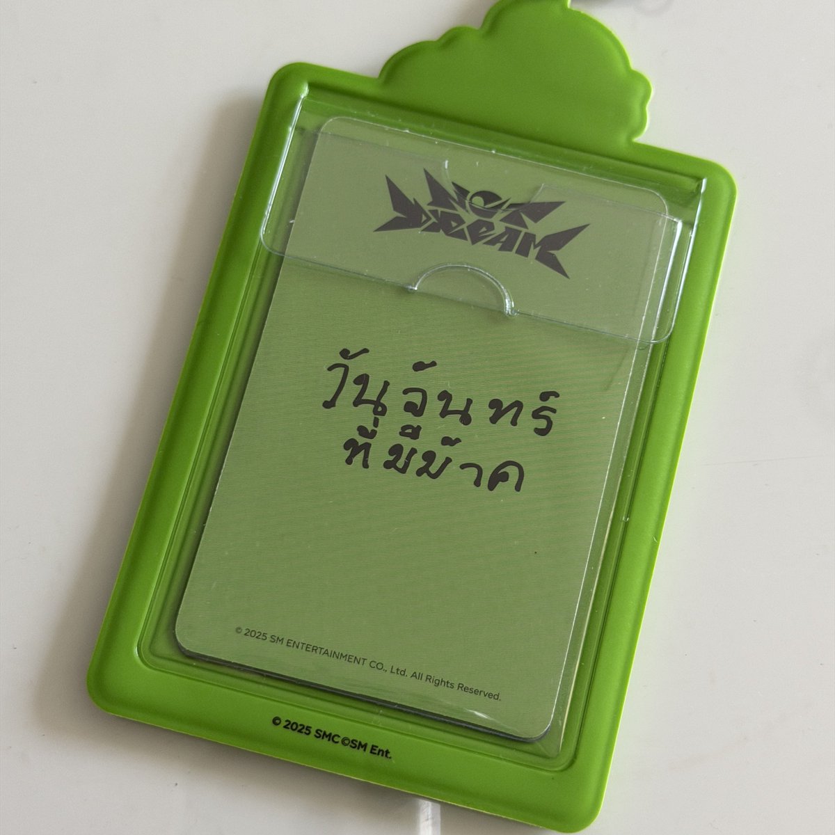 mlyn lee tweet media