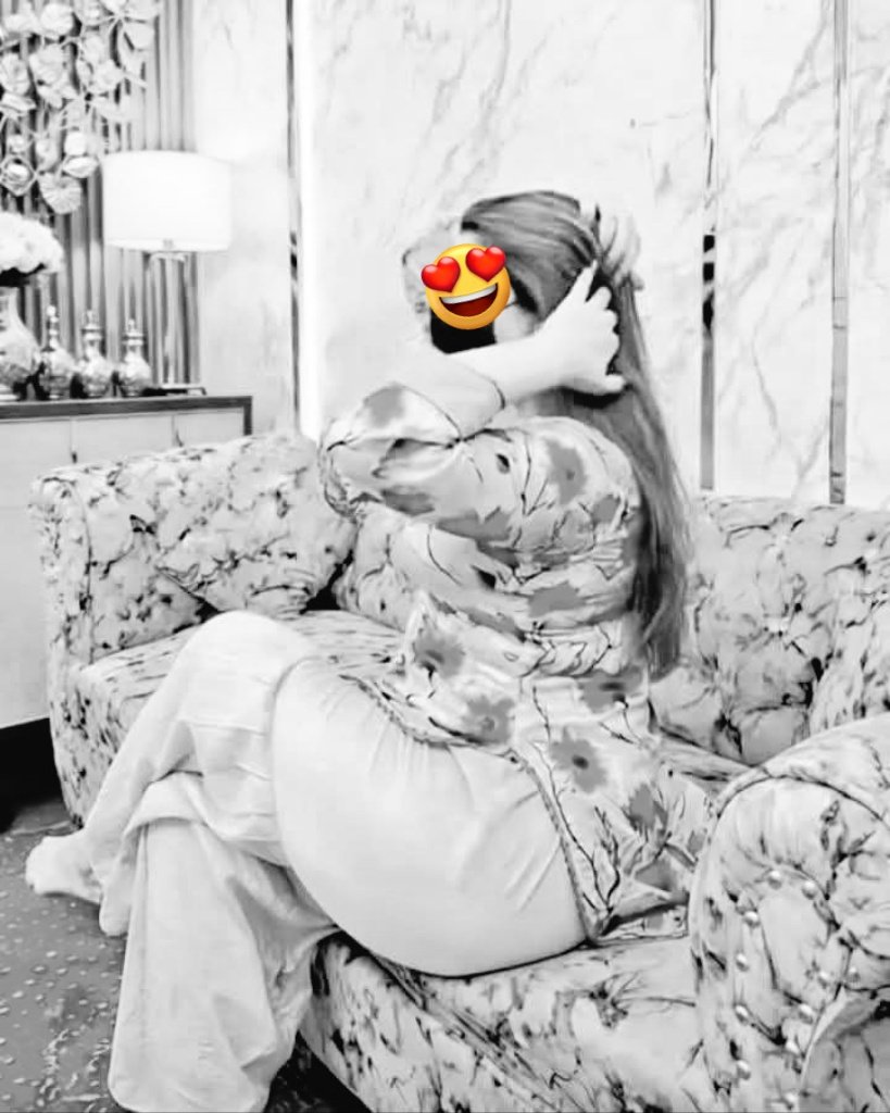 Mrs. Naveed 💥 tweet media