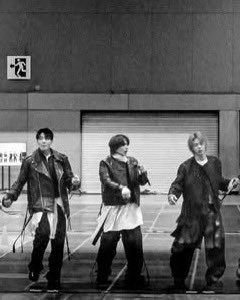 랩으로홍콩을보내는애옹 tweet media