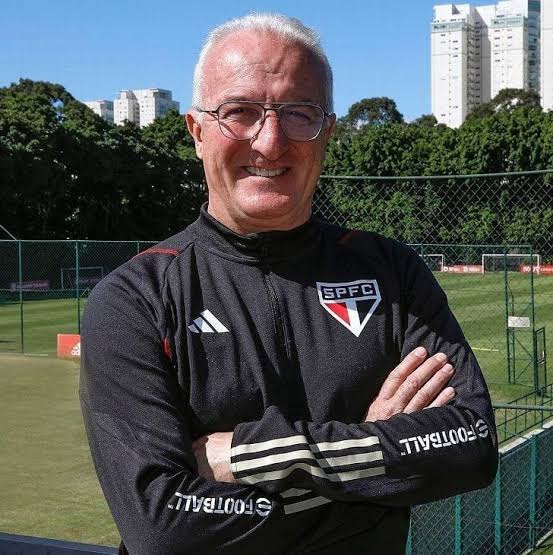 São Paulo Campeão de Tudo 🏆🇾🇪 tweet media