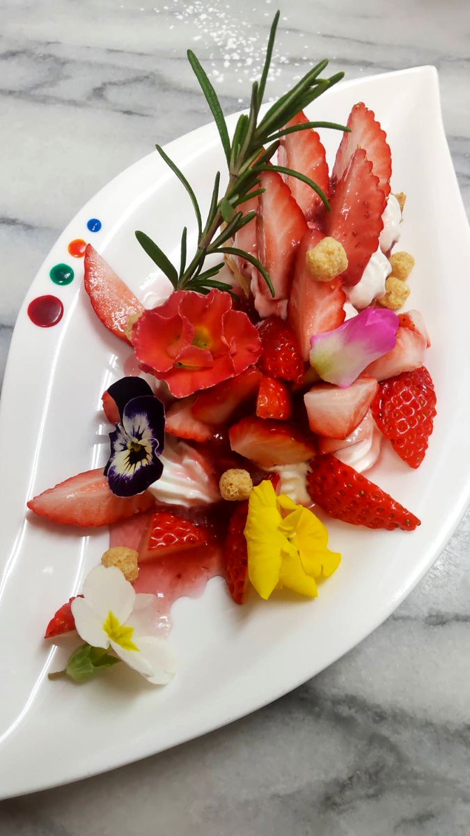 ehontocafe's tweet photo. 🍰えほんとカフェ貸切営業のお知らせ

4/18は貸切営業のため、通常営業はお休みとなります。

よろしくお願いします🦒 https://t.co/sIoqKdvyUa