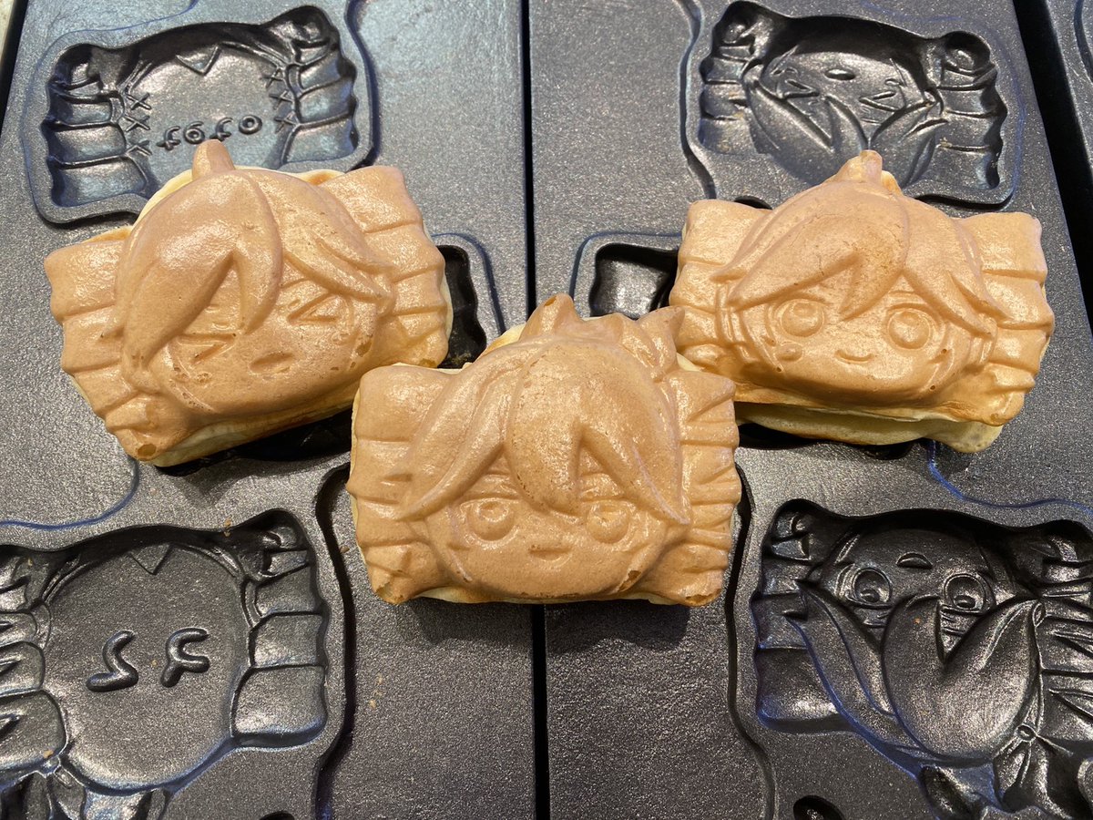 GiGOのたい焼き秋葉原 tweet media