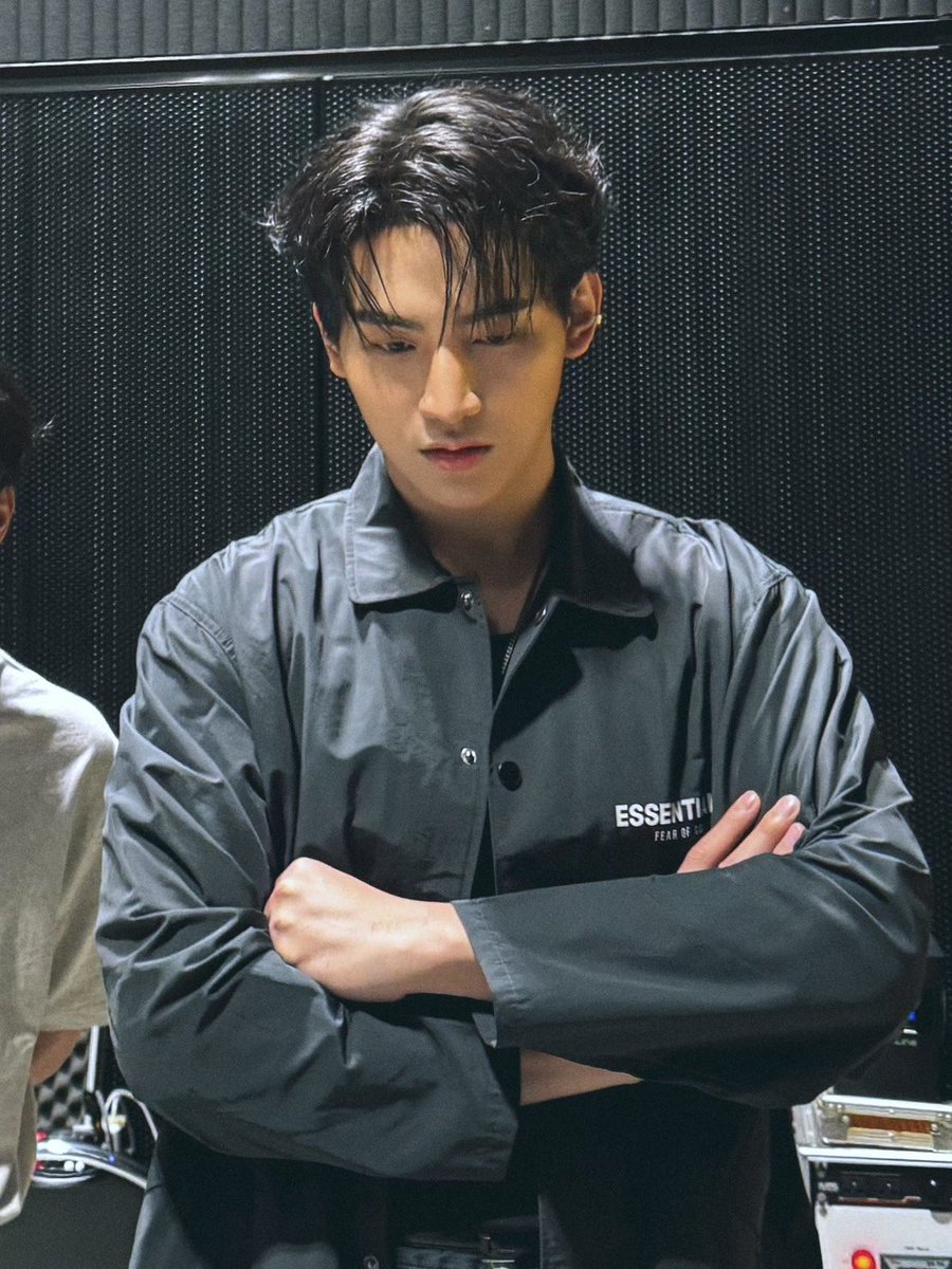 Balaank Bank tweet media