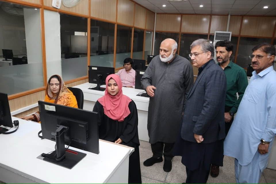 HEC Pakistan tweet media