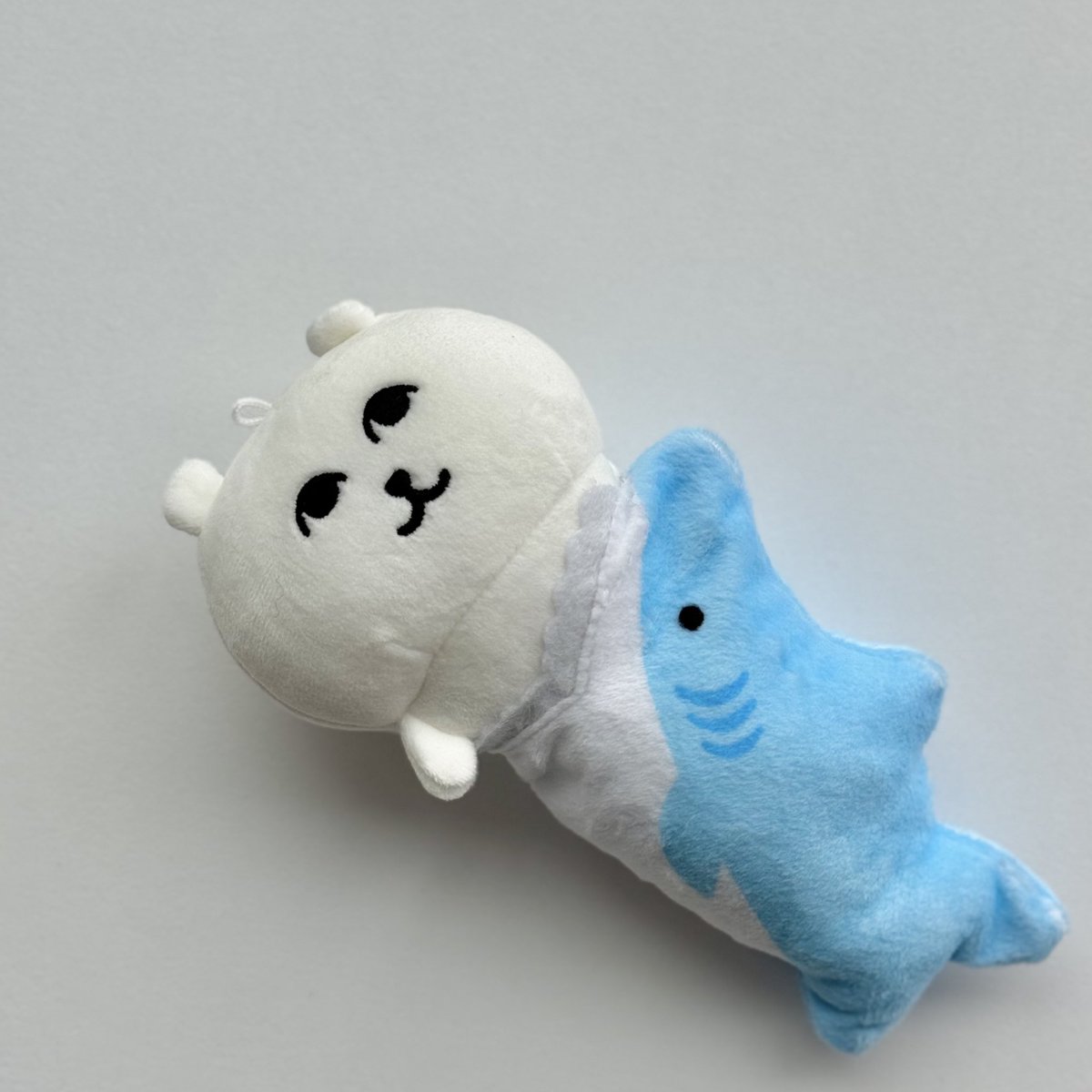 멜론곰 tweet media