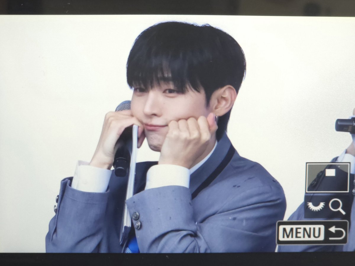 룽너지🍚 tweet media