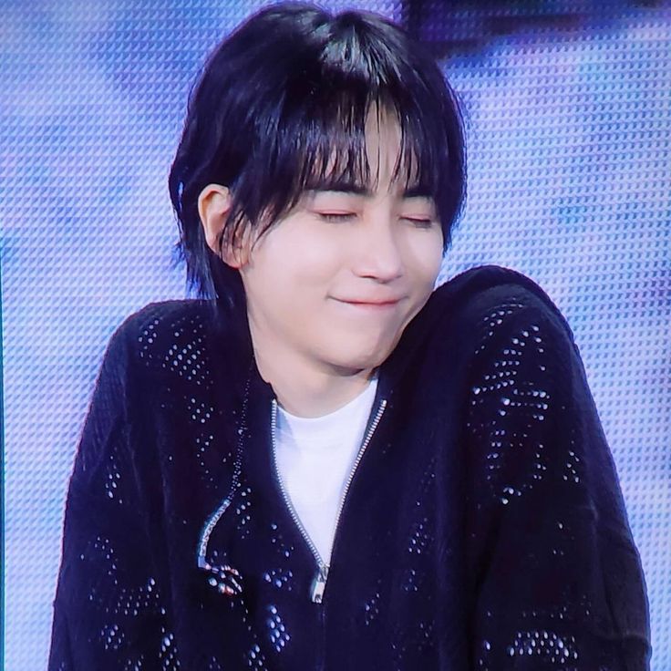 jea ƐÏ3 | tweet and follow limit tweet media