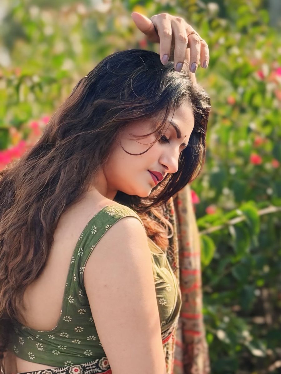 ActrezHub's tweet image. #SanamJoshi #Sanam #Joshi