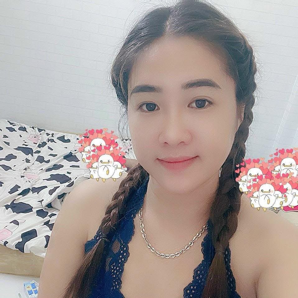 Trang Nguyễn tweet media