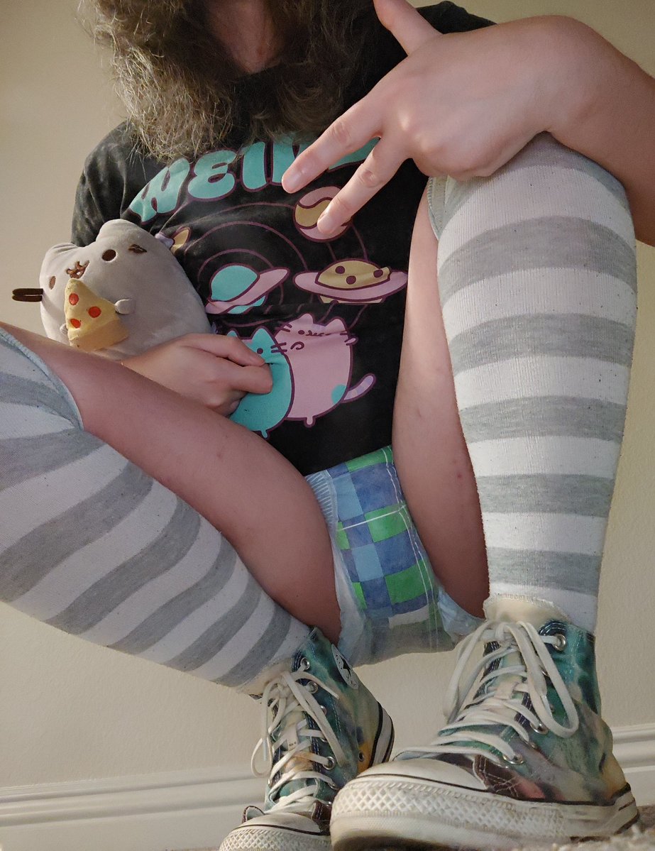 Sp00pyXD tweet media