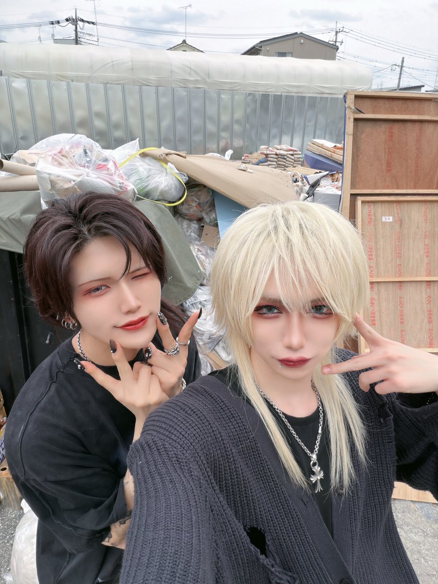 SM_info_'s tweet photo. ◤◢◤◢◤◢◤◢◤◢◤◢◤◢◤◢◤◢

                  サドマゾ地獄の合宿
    〜日本一のライブハウスへの挑戦〜

        ◇◆◇ りと&くれは ペア◇◆◇

                             【りと】
         「まだ癇癪起こしてないよん」

                           【くれは】
                         「大人だろ」

           【TikTokライブ配信ルール】

   3つのチームに分かれ写真を毎日投稿。

            RP+いいね数が多いチームが
             TikTok ライブ配信致します。

      ※VINANSHIと兼任メンバーである
          絢瀬蘭の参加はございません。

◤◢◤◢◤◢◤◢◤◢◤◢◤◢◤◢◤◢
#サドマゾ