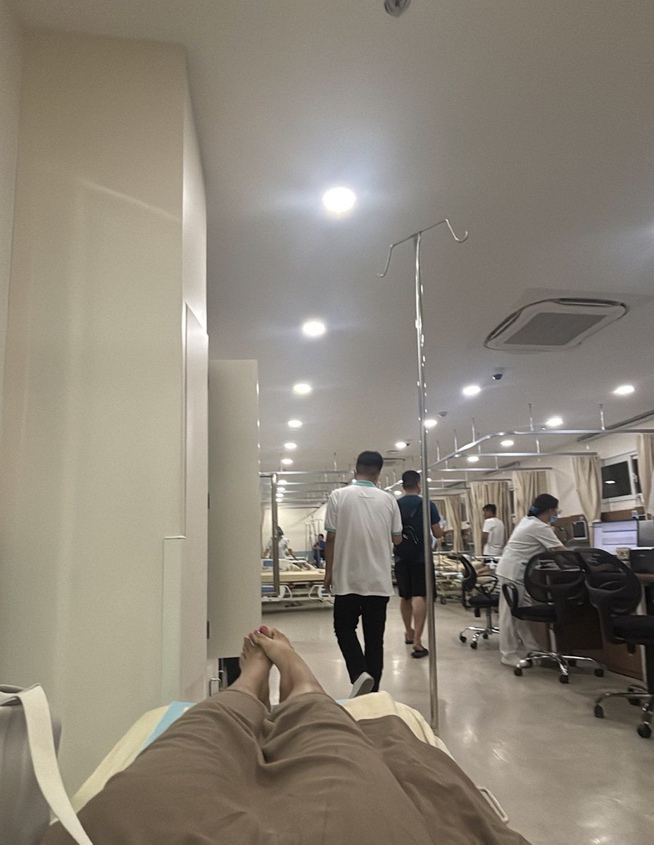 BABAH👽✨ tweet media