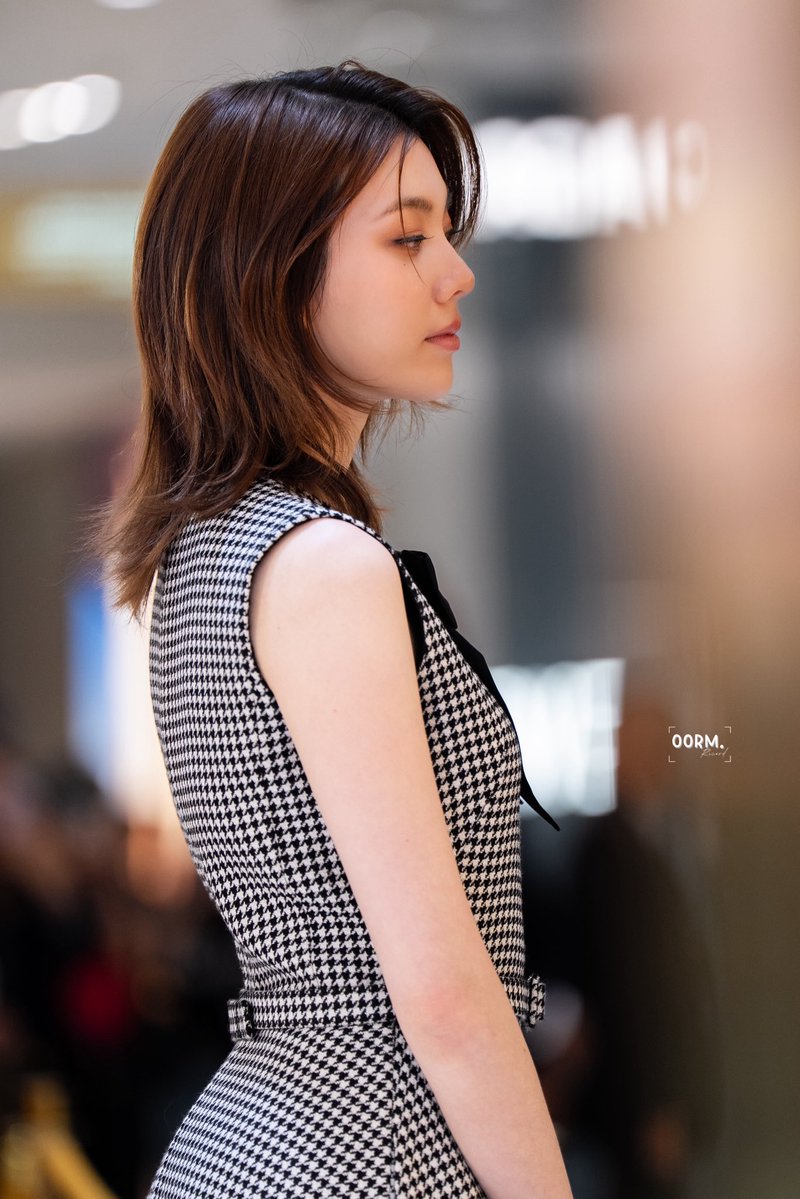 00rm.record tweet media