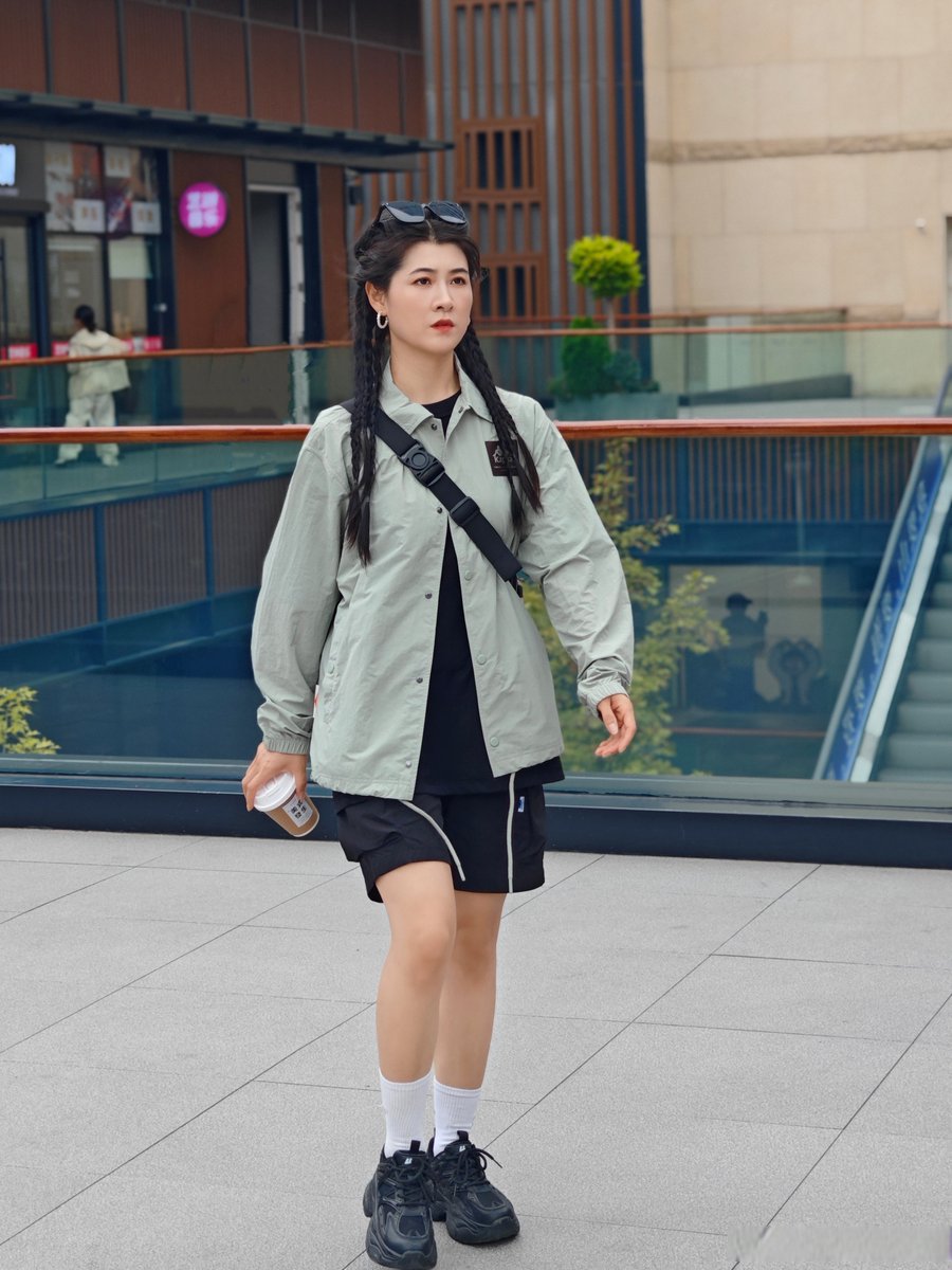 ลุง หนวด tweet media