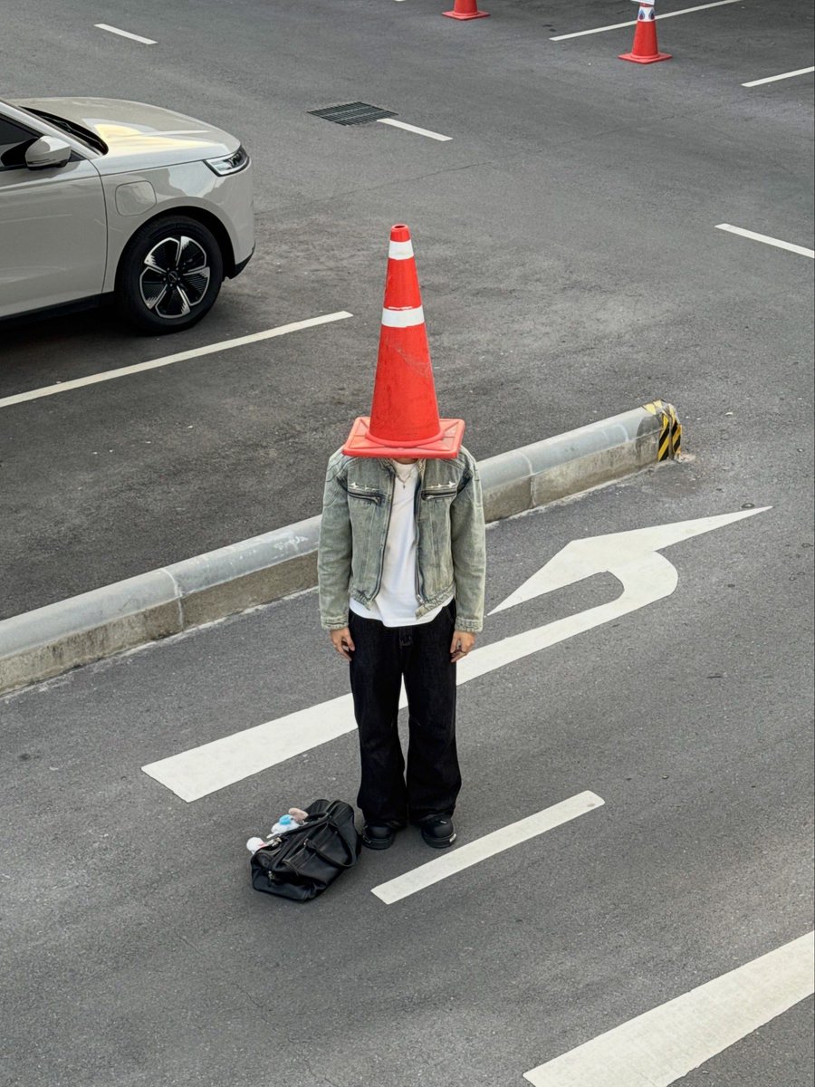 peerayim tweet media