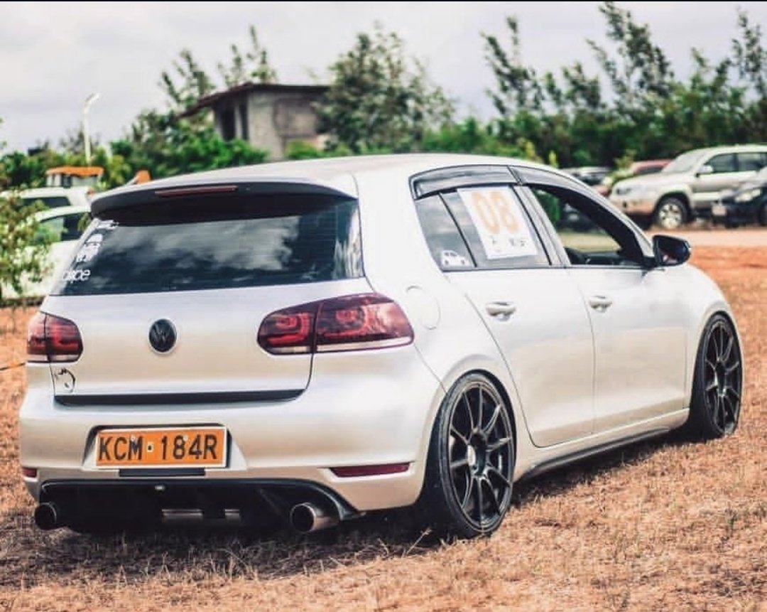 CHOBOS™ tweet media