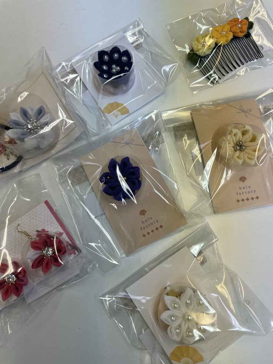 halufactory's tweet photo. ð¢haluããã®ãç¥ããð¢
ããã«ã¡ã¯
ææ¥4æ7æ¥ïŒç«ïŒã¯ã #倧éªååºåœ¹æ ã«ãŠè²©å£²äŒ #ãããŸããã ã«åå ããããŸã
ã€ãŸã¿çް工ããåç¥ã§ããããïŒ
ãã®æ§ãªåžã§äœã£ãæ¥æ¬äŒçµ±å·¥èžãªã®ã§ã
èåŠããã髪ã«ãããŠããç«æŽŸãªè±é£Ÿããããã§ãïŒ
#halufactory ã§ã¯äžè¬ã®æ¹çšã®äœåãäœã£ãŠãŸãðµïž https://t.co/FnwThYuX8r
