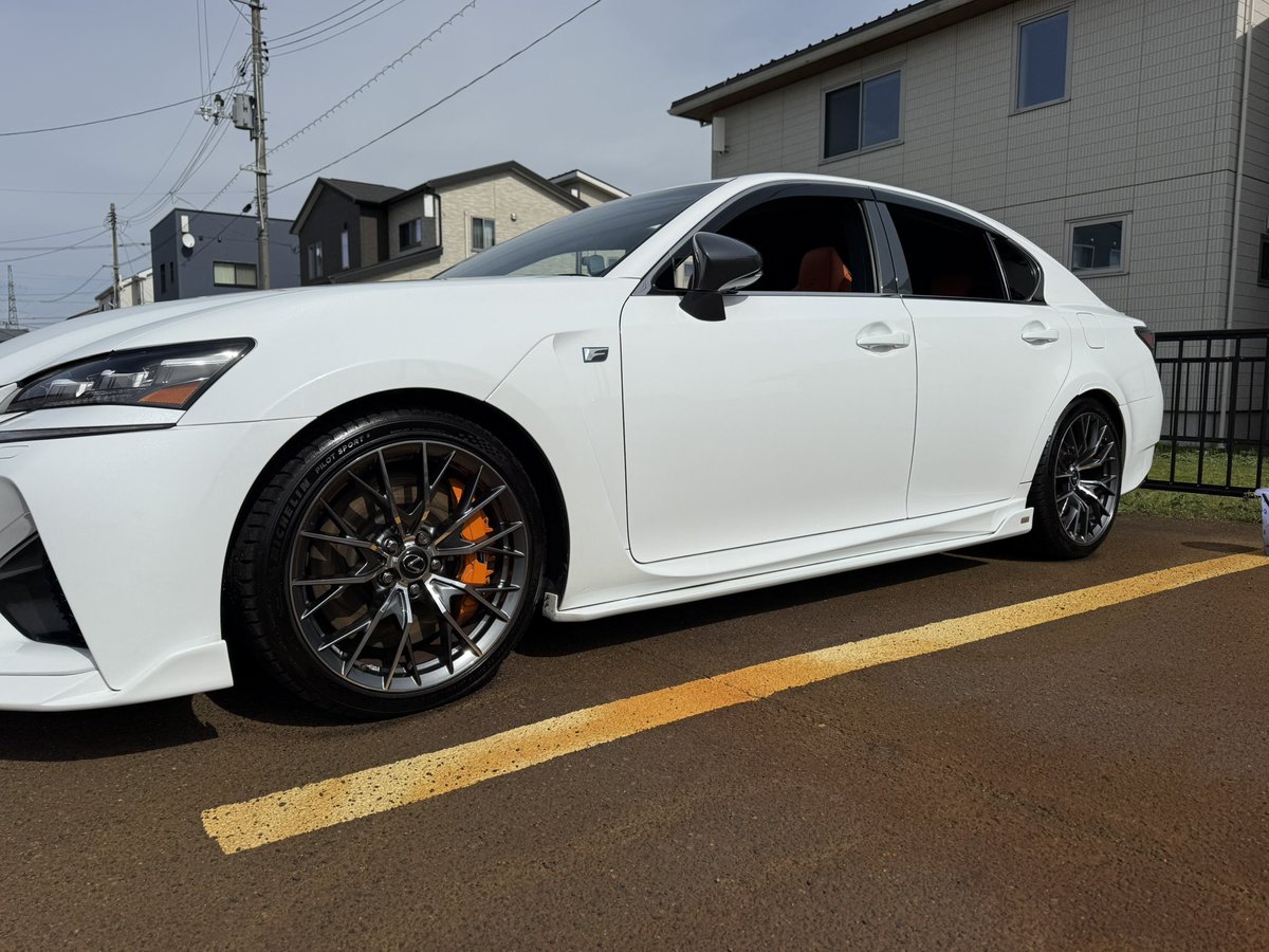 shin_markX's tweet photo. 洗車日和🚗 https://t.co/Xw9dZ3kFCR