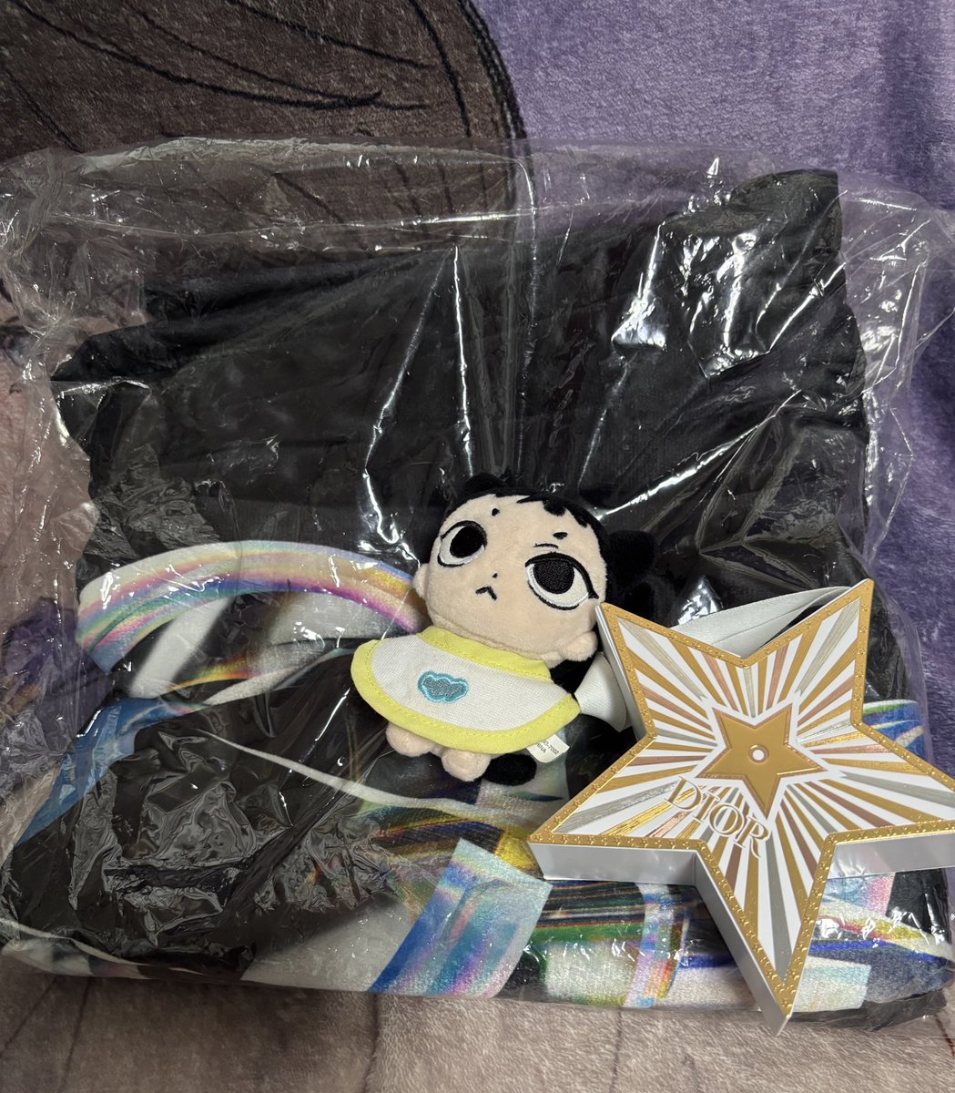 ONLYล์ tweet media