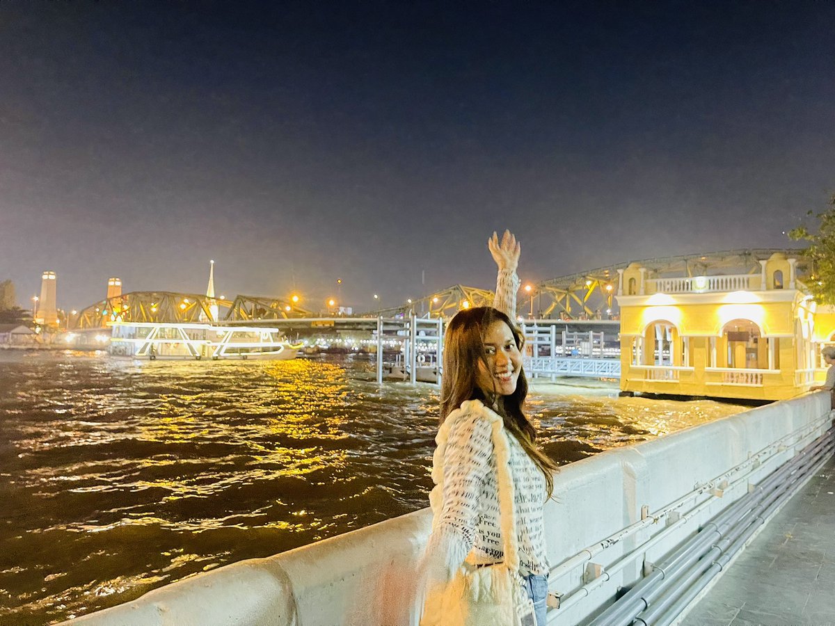 พี่หวานร้อย ~ รอคอย LoveofSilom 🔥 tweet media