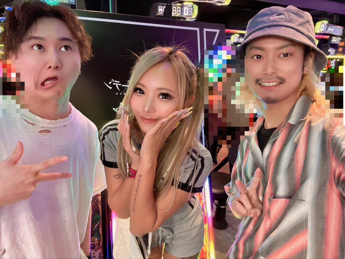 キングマック tweet media