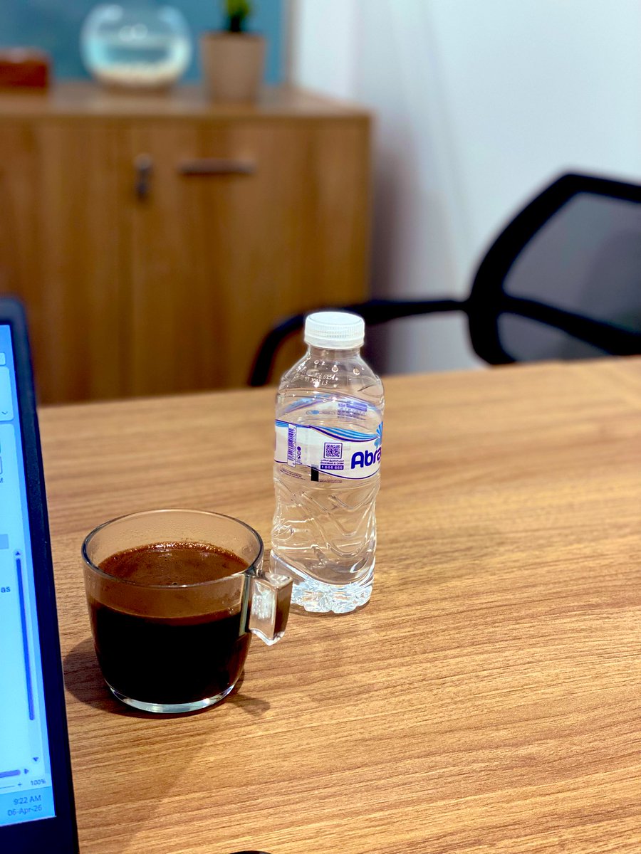 Pronto_Younes's tweet image. صباحكم قهوة 🤎☕️🍪
امير عيد - روما by Ibram Magdy on #SoundCloud 
on.soundcloud.com/9PQs4SEzlFCOhQ…