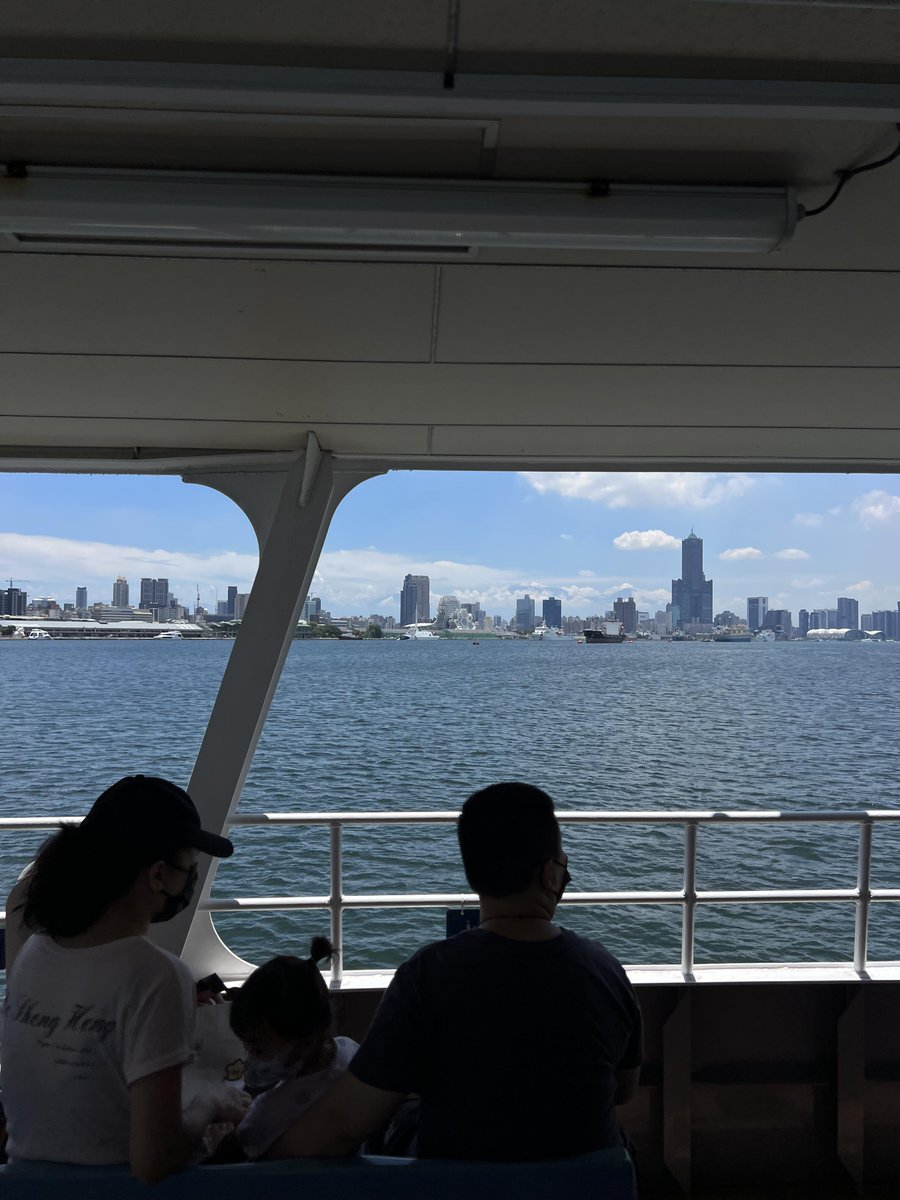 GreenleafLyuan's tweet photo. 4月の高雄は、もうすっかり真夏のような暑さです。 https://t.co/OTUgGJiL4I