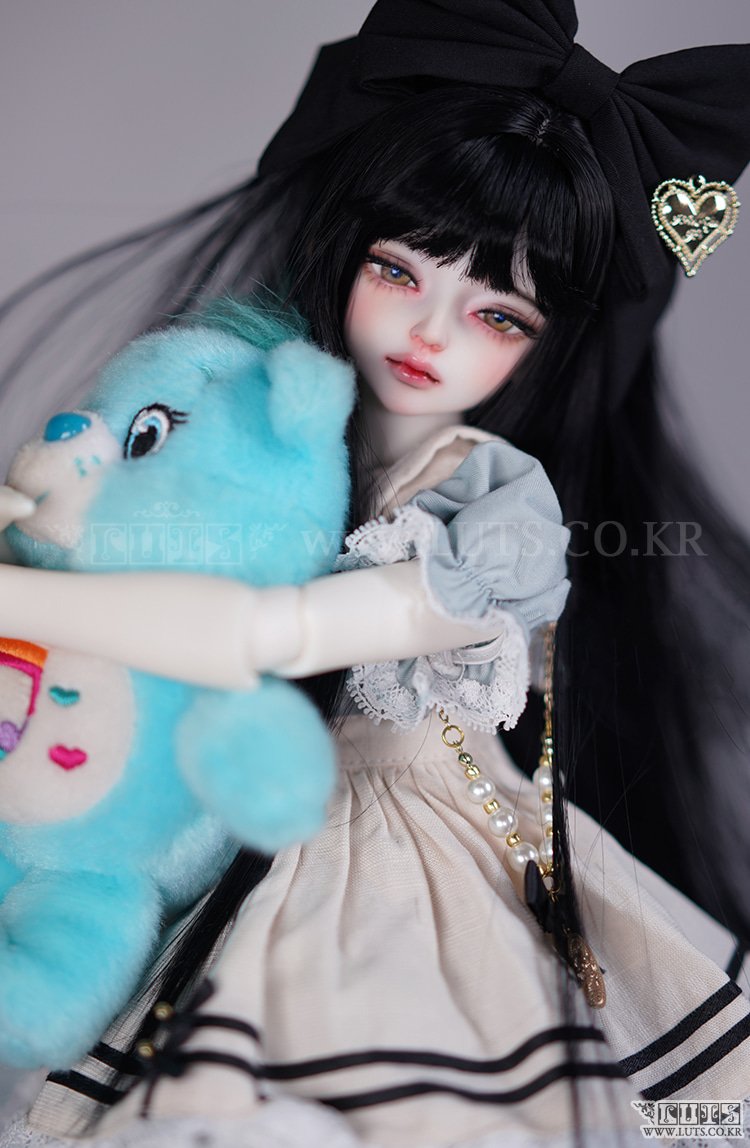 LUTSDOLL tweet media