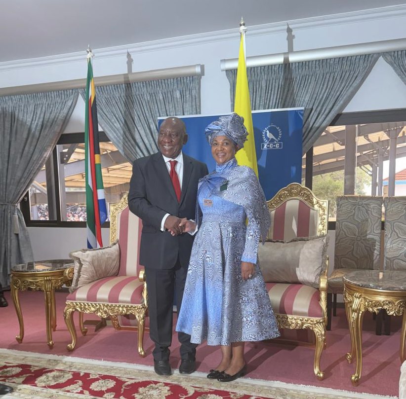 BerniceSwarts1's tweet image. [In Pictures]

Deputy Minister Bernice Swarts alongside President Cyril Ramaphosa at the St Engenas Zion Christian Church in Moria during the annual Easter Conference, Sunday, 05 April 2026. 🇿🇦

#Easter2026