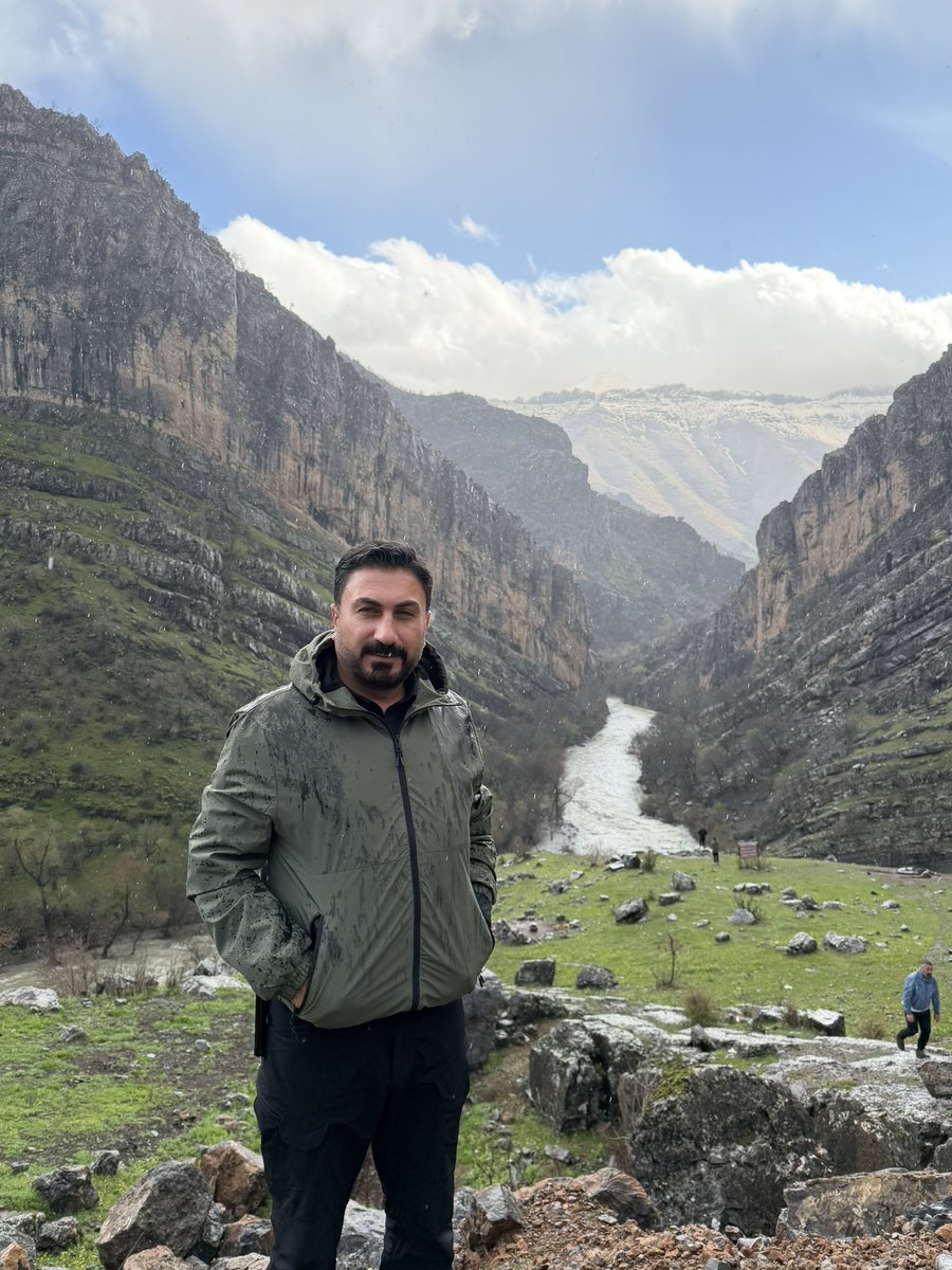 clks99's tweet photo. Tu wekî barana payîzê li ser dilê min barî, her damik, ne evîn bû, birîn bû.#doğa #huzur  #gever #şemzina #colemerg #şemdinli #yüksekova #hakkari https://t.co/gCDAQsomi8