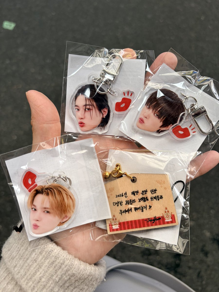 riri09_lapin tweet media