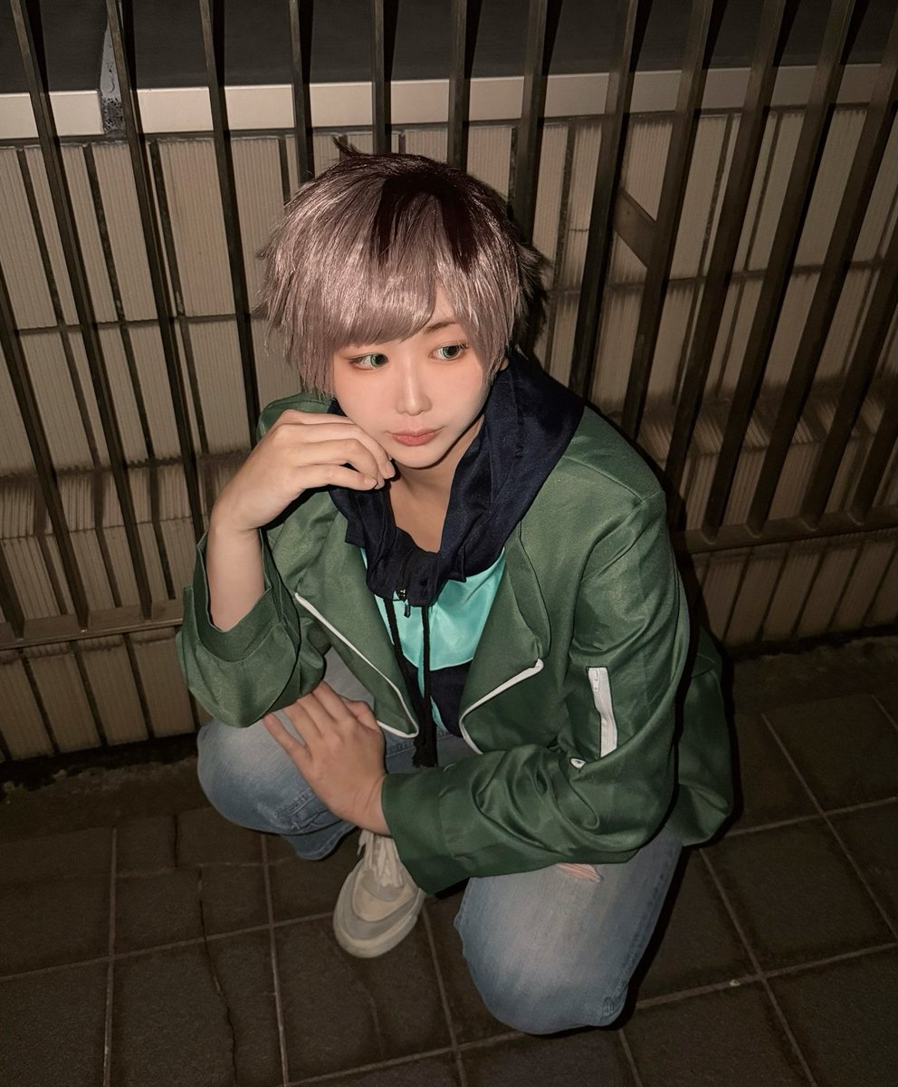 しづか tweet media