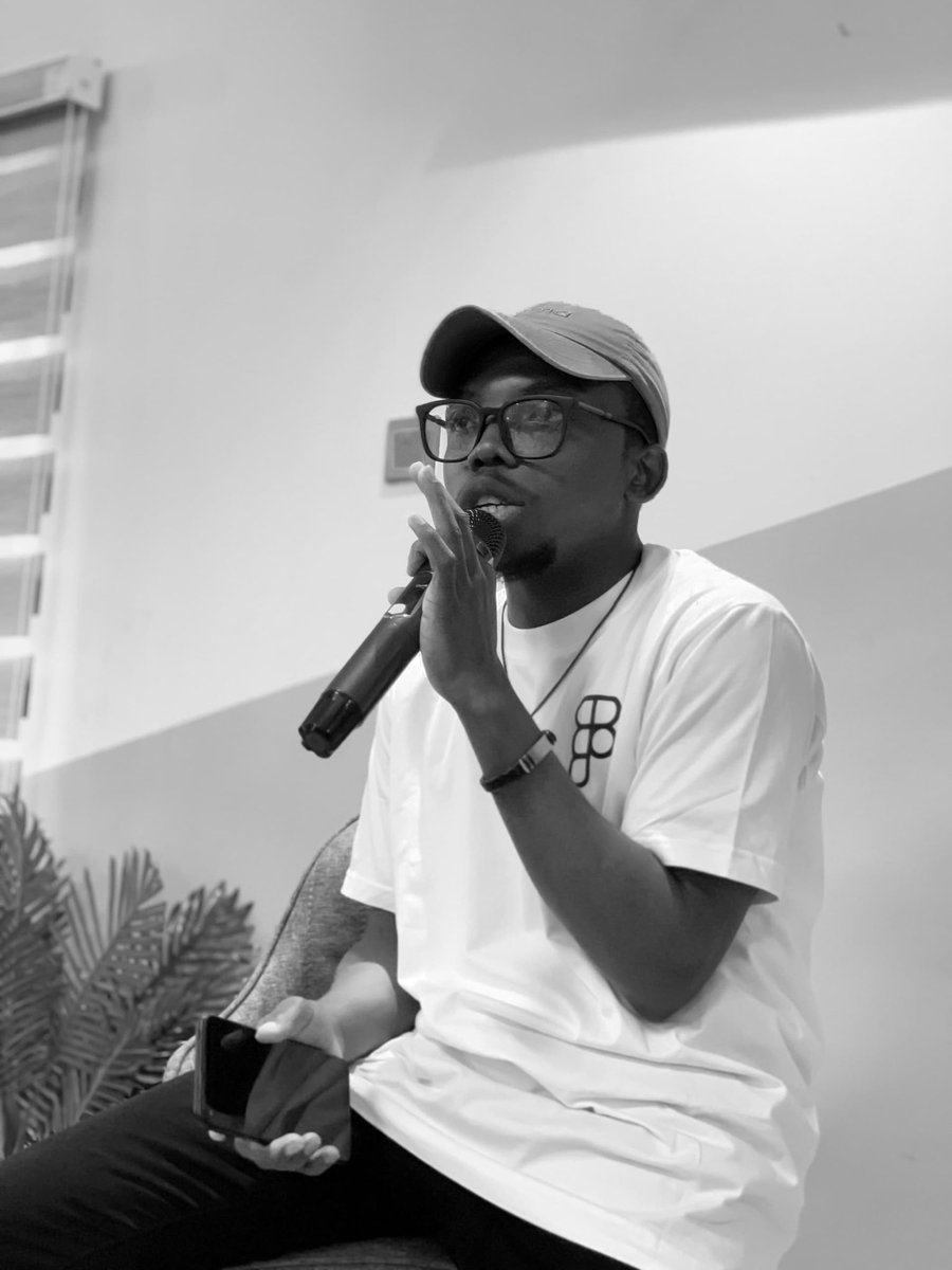 Promise Akpan - Brand Designer tweet media