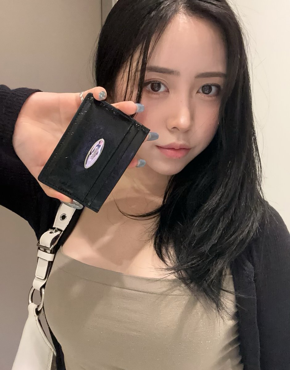 투아모 tweet media