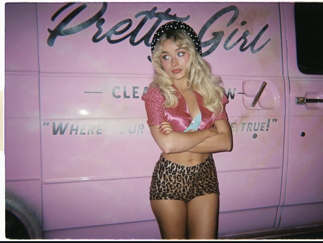 Glamour Is Forever And So Is Sophia | Parody | tweet media