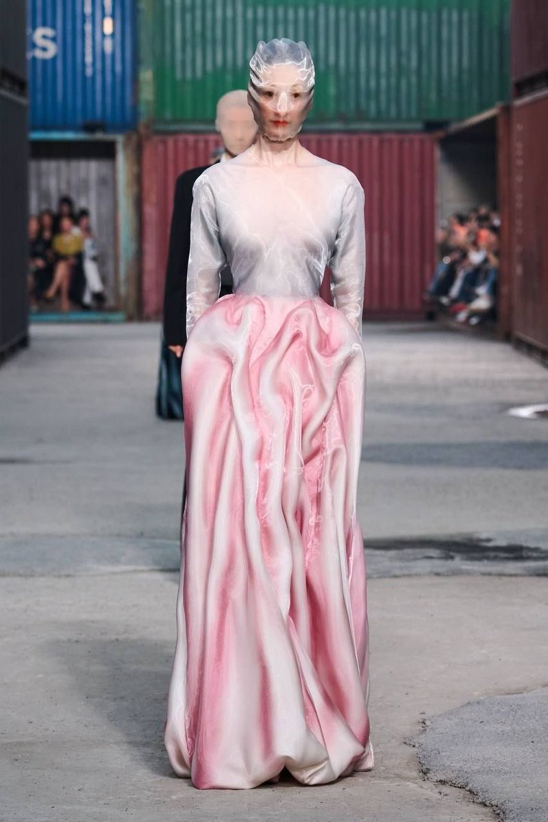 Art House Gloss 🇺🇸🇺🇦 tweet media