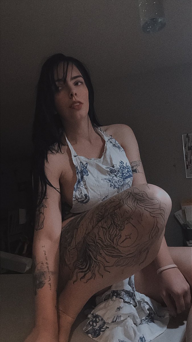 Painted 🔜 CHICAGO EXXXOTICA tweet media