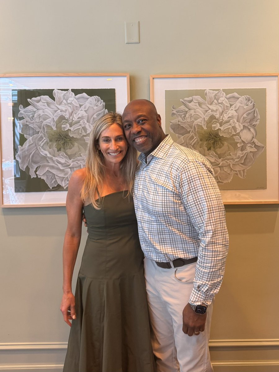 Tim Scott tweet media