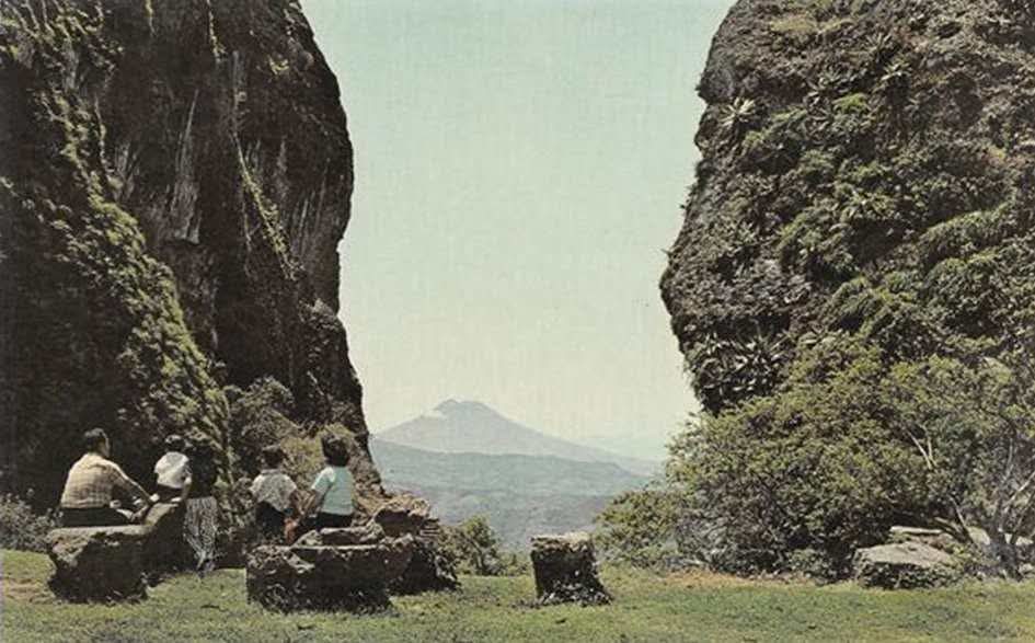 HistoriadeElSalvador tweet media