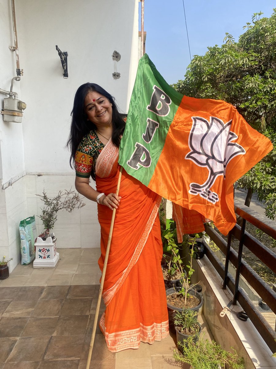 Sunita Sharma(मोदी का परिवार) tweet media