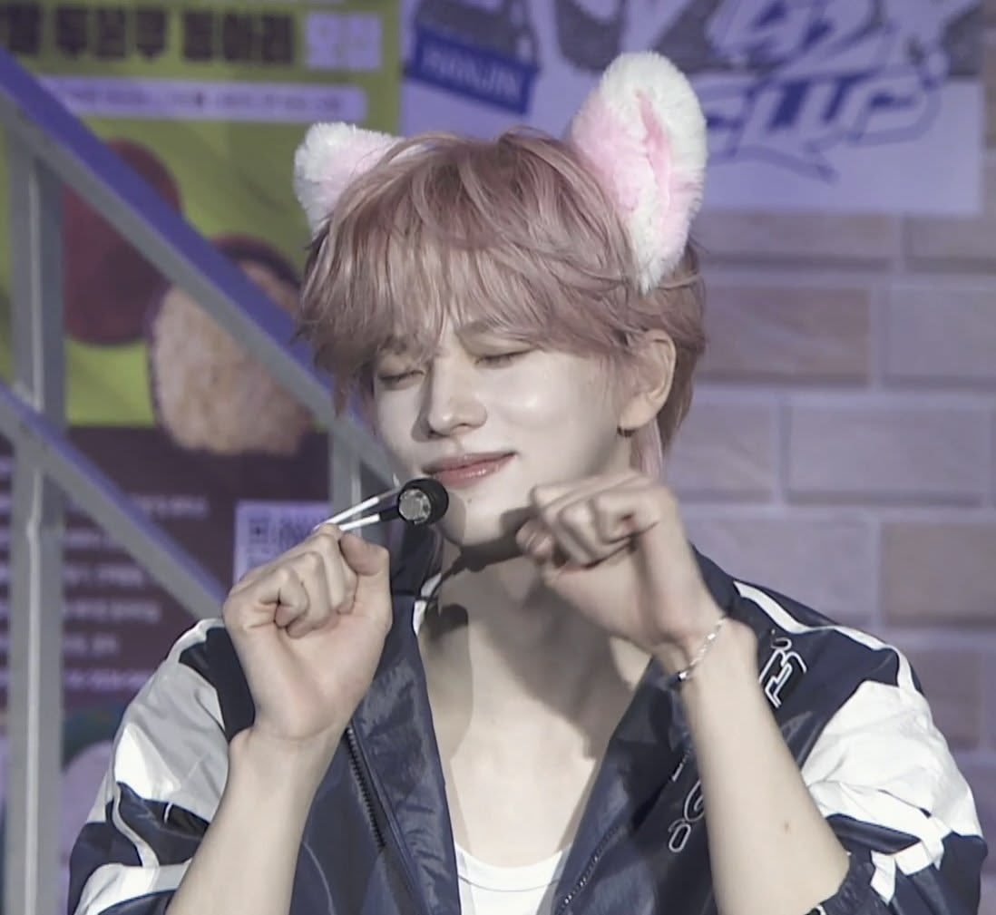 🐭 moving accs tweet media