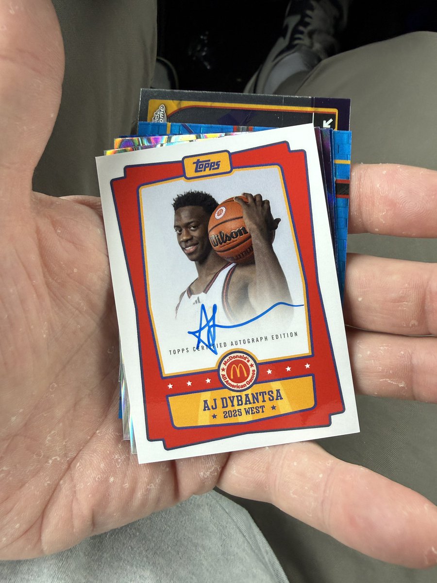 mpm34's tweet photo. @stonksandcards @WaxMetrix Honestly, same. An auto every 2.5 Megas. https://t.co/RGAH6uS1bW
