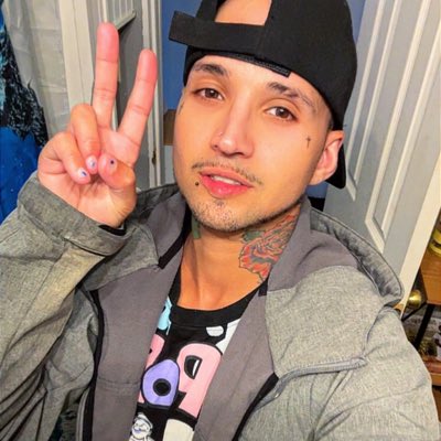 juvonzay's tweet photo. #NewProfilePic https://t.co/YpDngmSplN