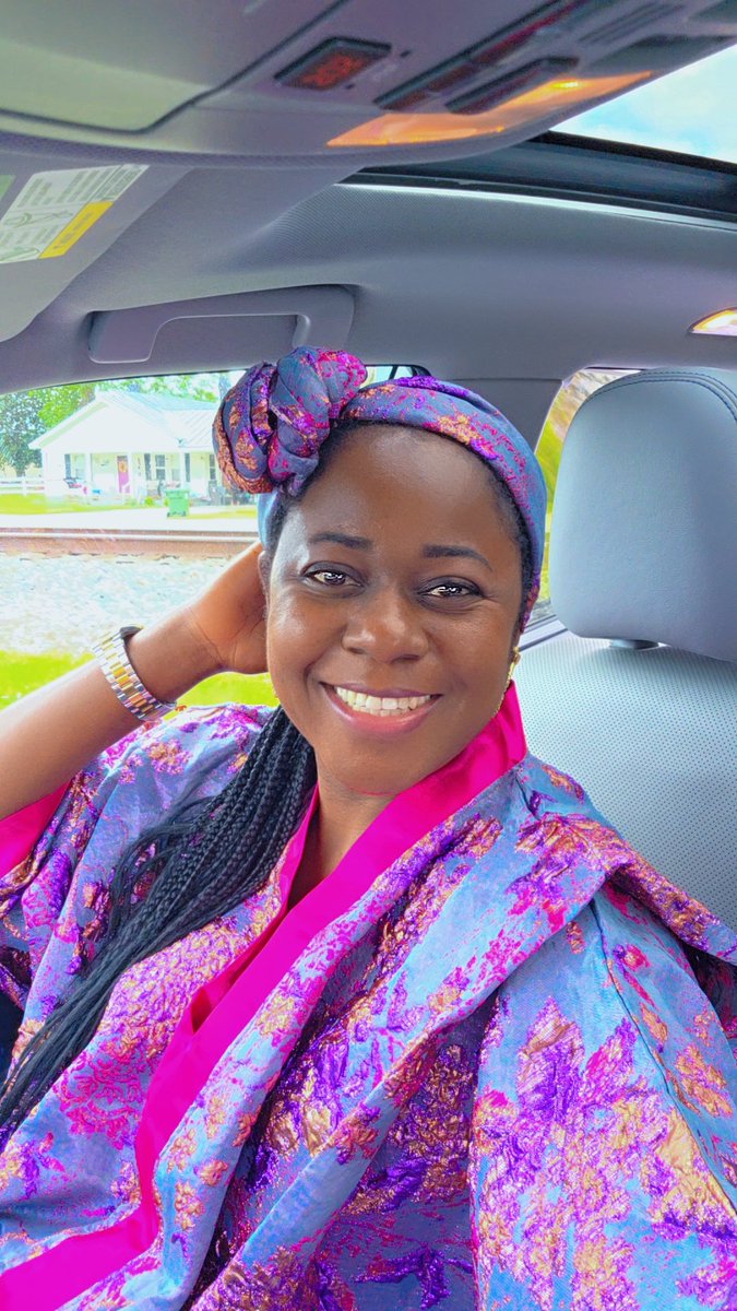 Everytime I feel like giving up, I remind myself that God will not bring me this far to give up.

More like giving up is not an option here🙌🙌

Have a blessed week X family 💕