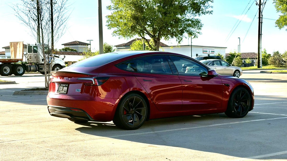 TechOperator tweet media