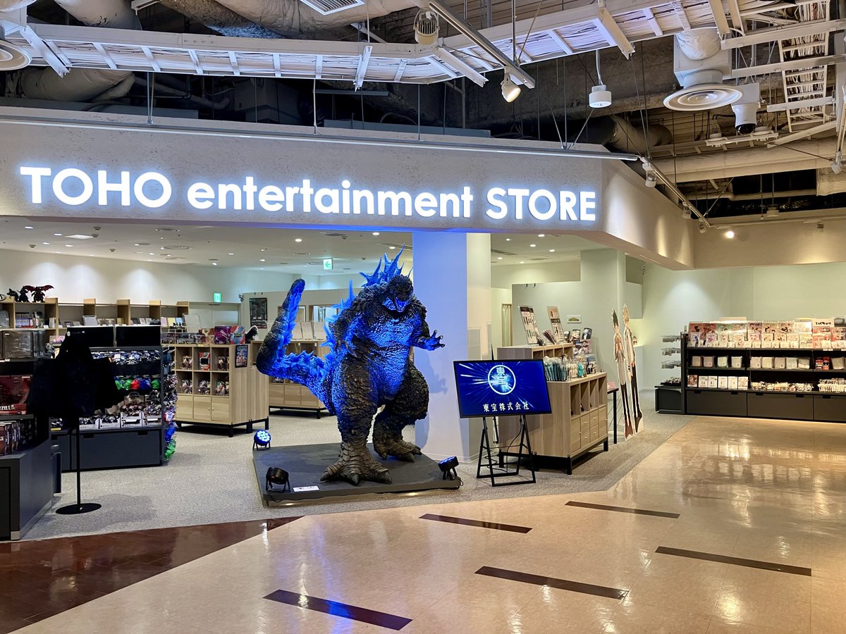 TOHO entertainment STORE 大阪・NU茶屋町店 tweet media