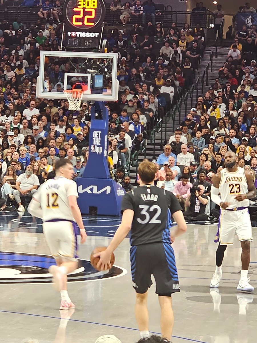 AC1Dallas's tweet photo. The Mavs don't need anymore wins this season, but if they are going to win at least its against the Lakers and those fans go home unhappy and Cooper scores 45 https://t.co/Cb83po0Blg
