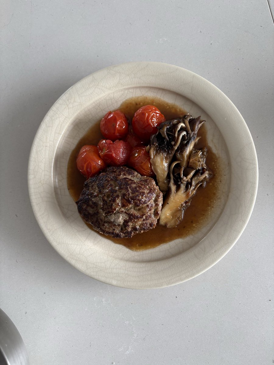 長谷川あかり tweet media